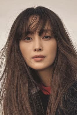 Lee Na-young as Moon Yu-jung in Maundy Thursday