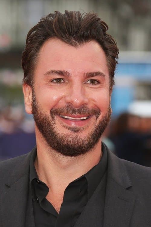 Michaël Youn as Fabrice in No Filter